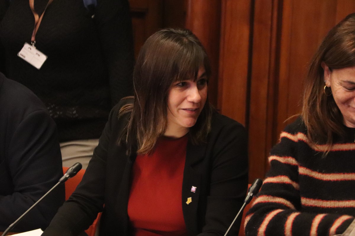 Aurora Madaula, amb Cristina Casol, al Parlament, en una foto d'arxiu / ACN
