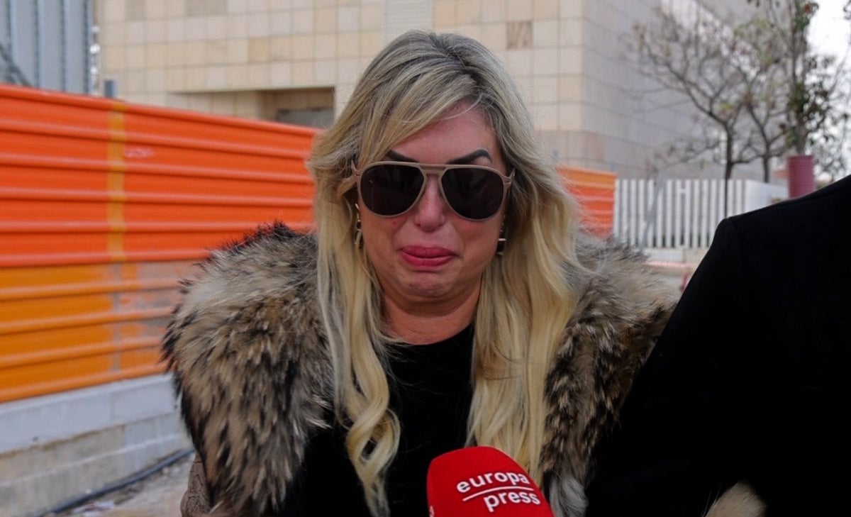 La expareja de Paco Arévalo ha sido expulsada del velatorio - Europa Press