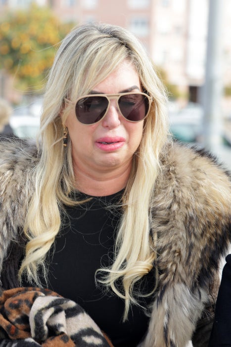 Malena Gracia sale entre llàgrimes del tanatorio de Paco Arévalo - Europa Press