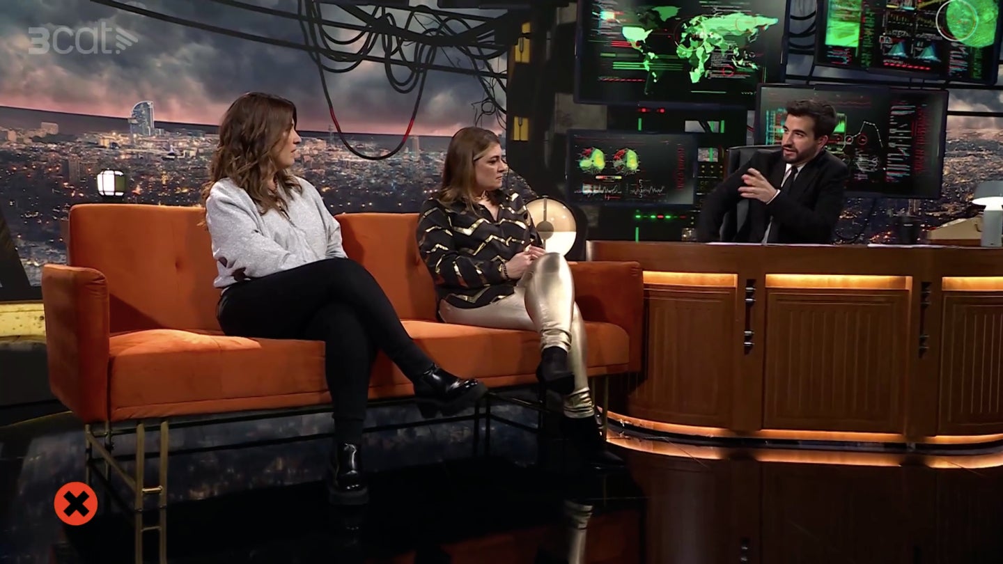 Ricard Ustrell habla con las Mamarazzi sobre la monarquía - TV3