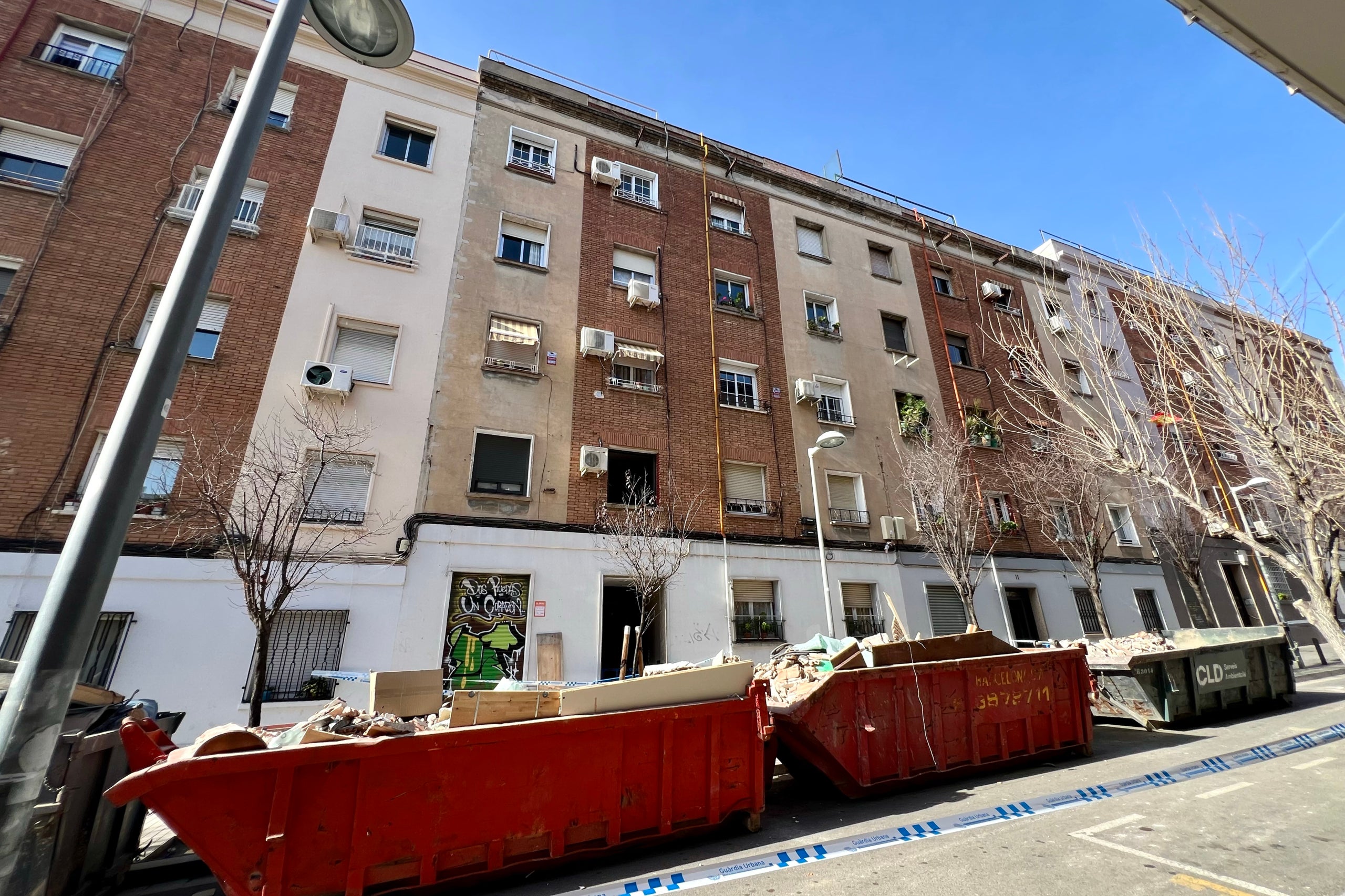 El edificio accidentado en Badalona, en la calle Canigó / ACN