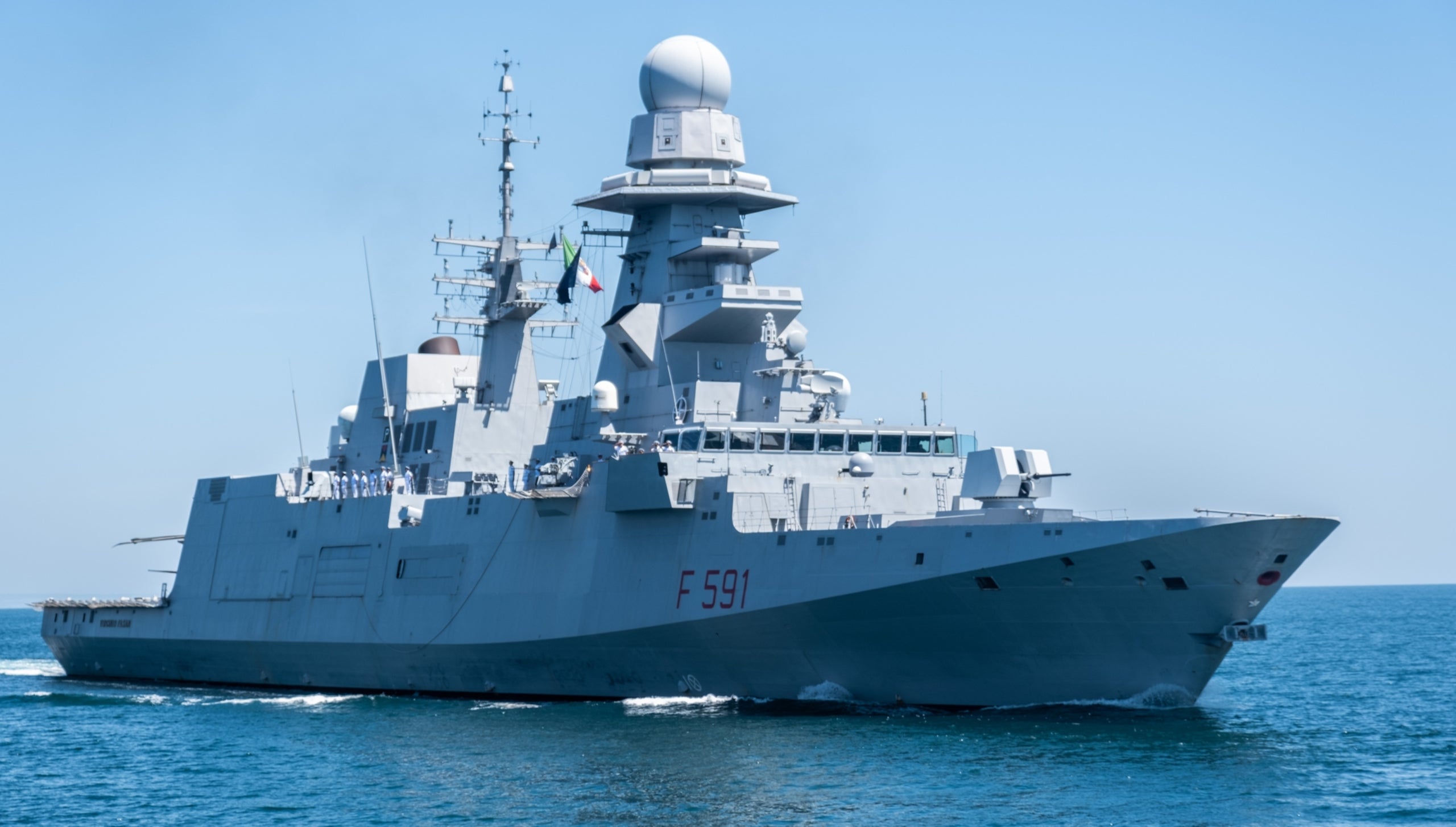 Un vaixell de guerra de l'OTAN | Unió Europea