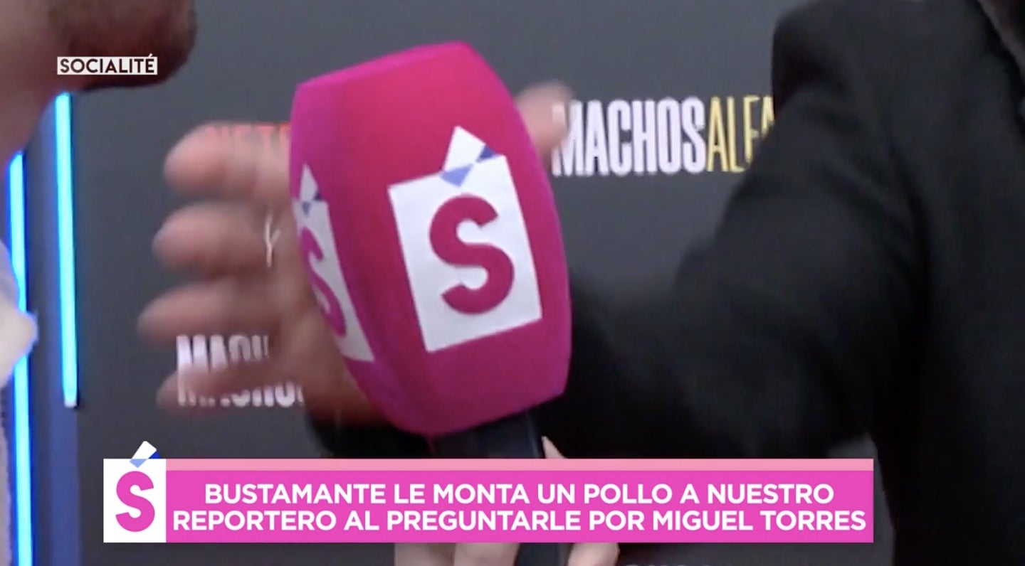 El cantant ha fet un cop al micro - Telecinco
