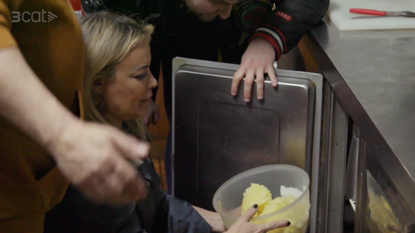 En esta cocina han encontrado muchas deficiències - TV3