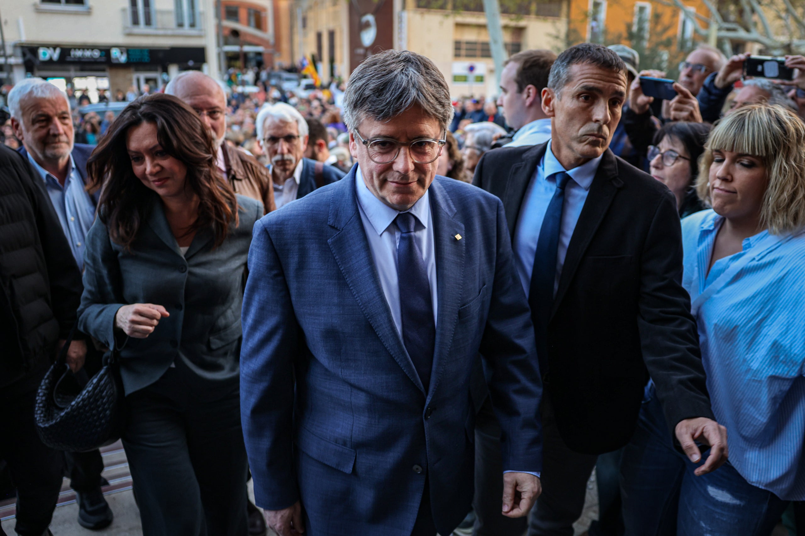 El president Puigdemont arribant a Elna / ACN JORDI BORRÀS