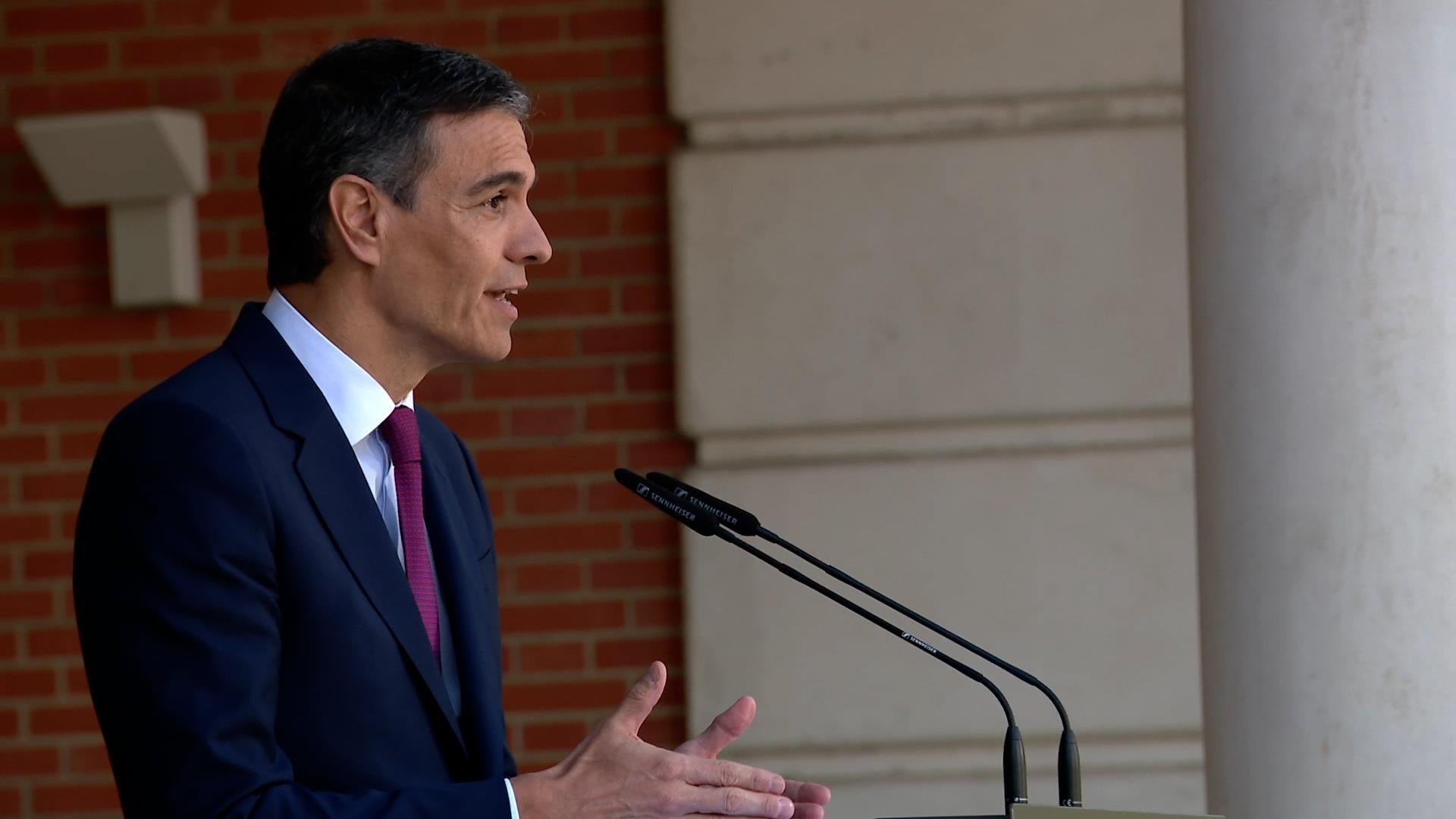 El president del govern espanyol, Pedro Sánchez, durant la declaració institucional on ha confirmat que no dimitia del càrrec / Moncloa