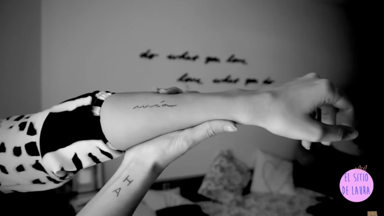 La influencer ha modificado este tatuaje - YouTube