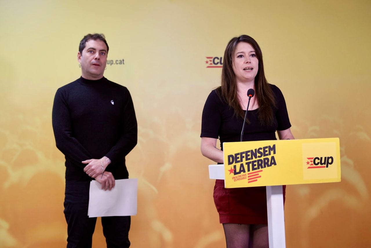 Els candidats de la CUP per Barcelona, Laure Vega i David Caño / Candidatura d'Unitat Popular