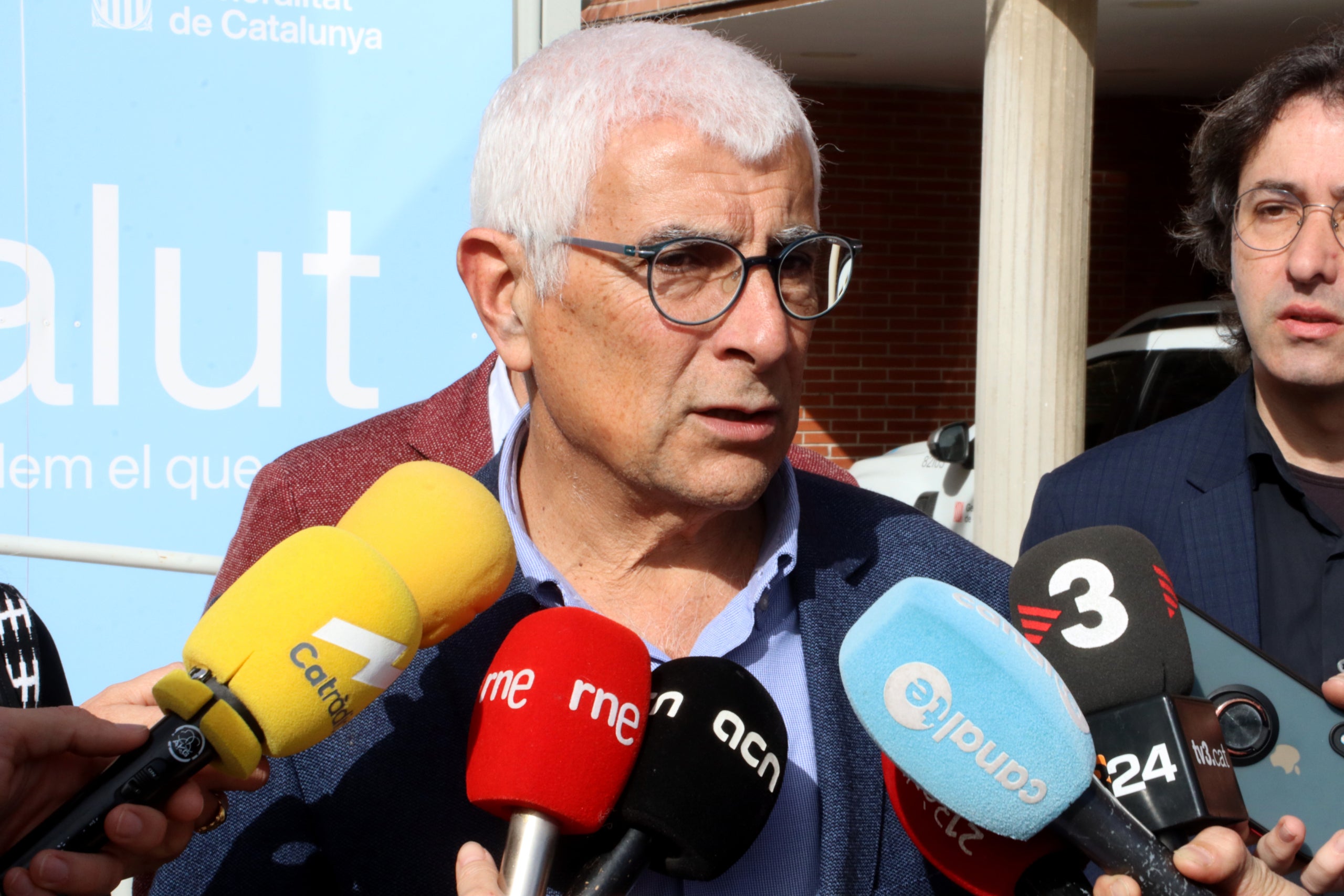 El consejero de Salud, Manel Balcells, durante la atención a los medios en el JEFE de Flix | Eloi Tost (ACN)