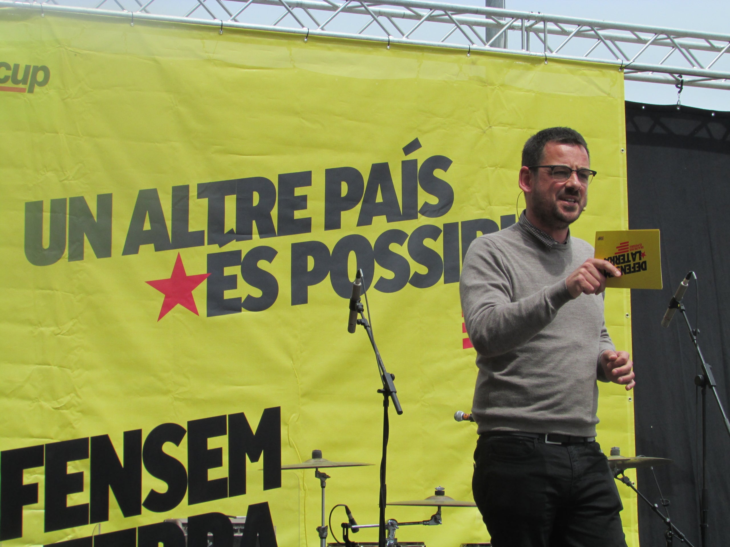 El alcalde cupaire de Girona, Lluc Salellas, al mitin central de la campaña del 12-M / Alberto Prieto