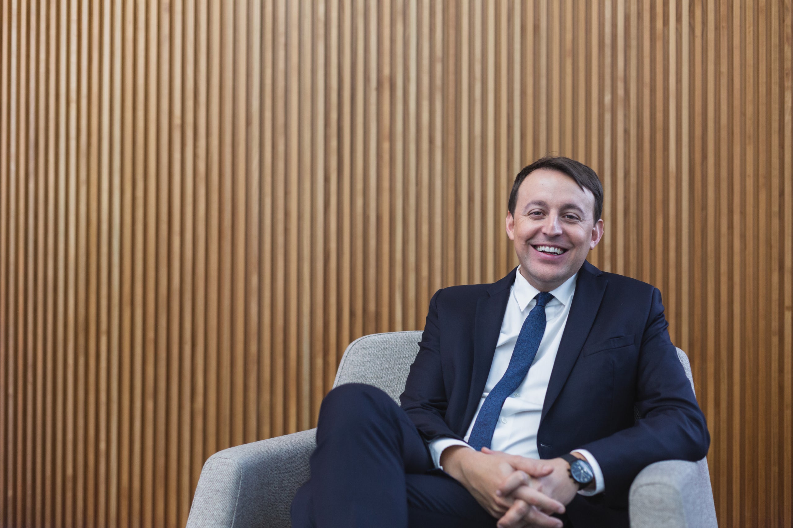 Javi López, el candidato del PSC que aspira a hacer de Europa un frente digno internacional