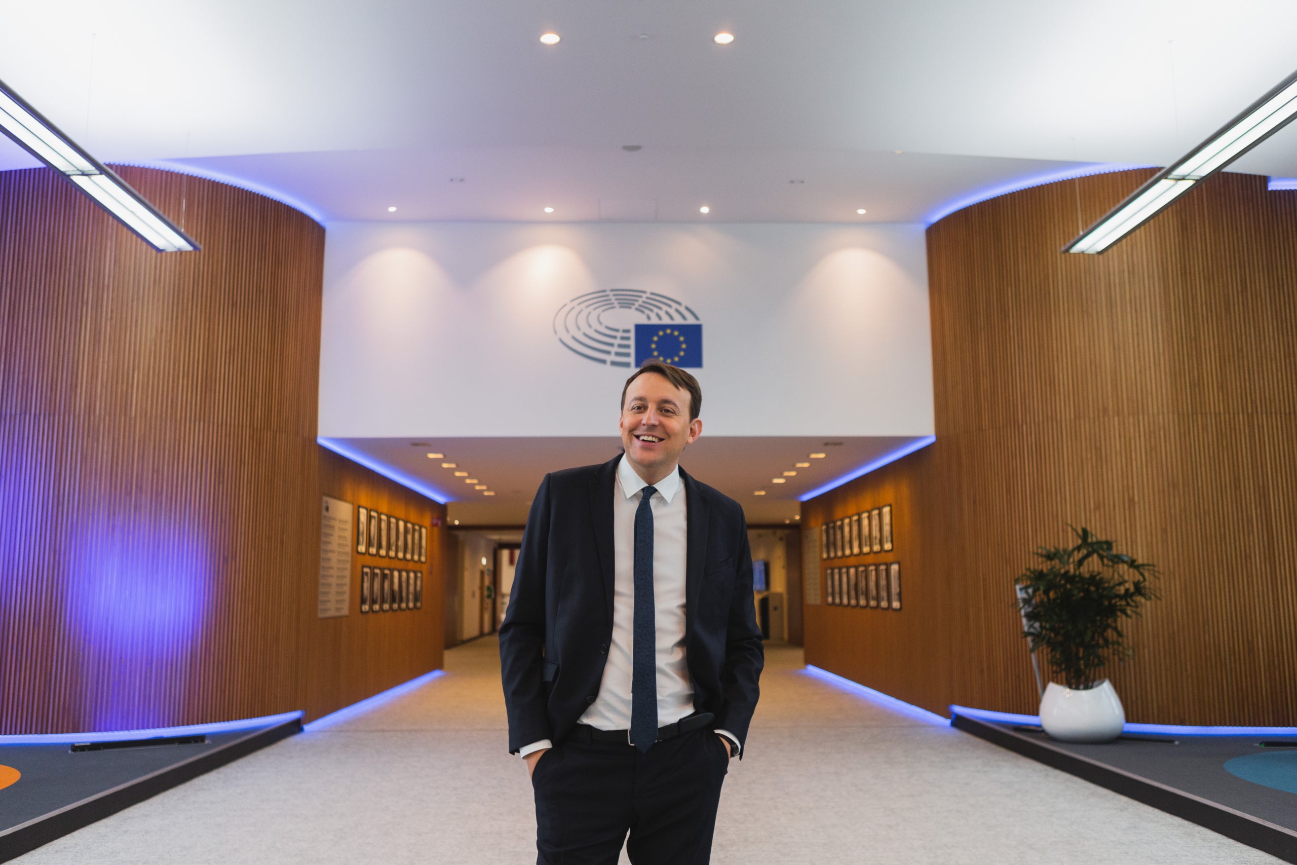 Javi López, el candidato del PSC que aspira a hacer de Europa un frente digno internacional