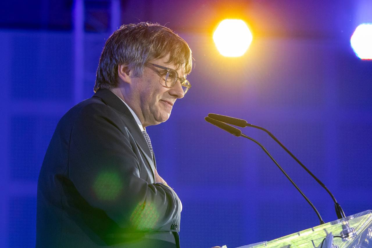 El candidat de Junts+, Carles Puigdemont, intervé al míting d'aquest dimarts a Argelers / Junts+