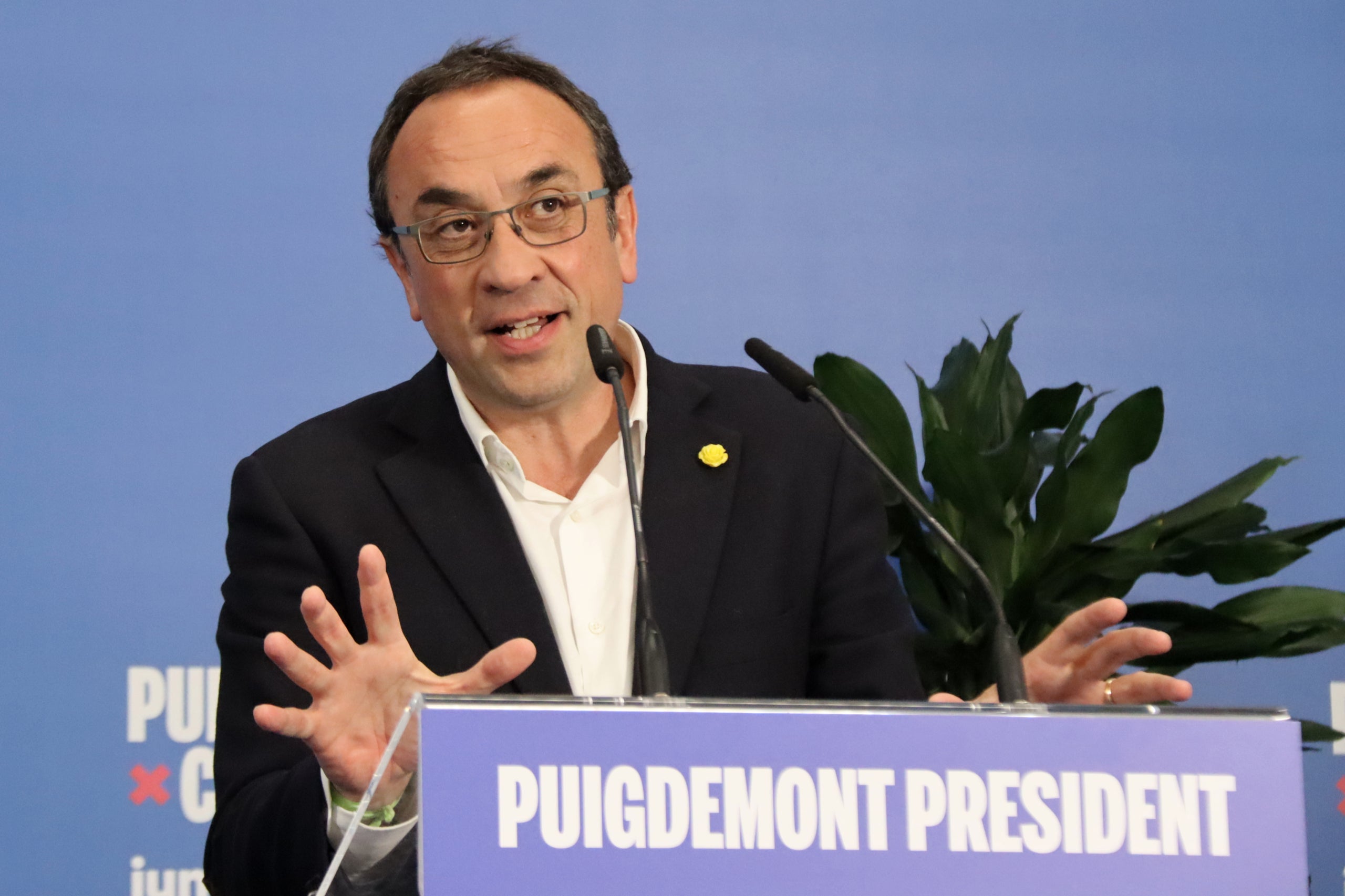 El número 3 de Junts+, Josep Rull, presenta les seves propostes econòmiques aquest divendres a Argelers / Nico Tomás / ACN