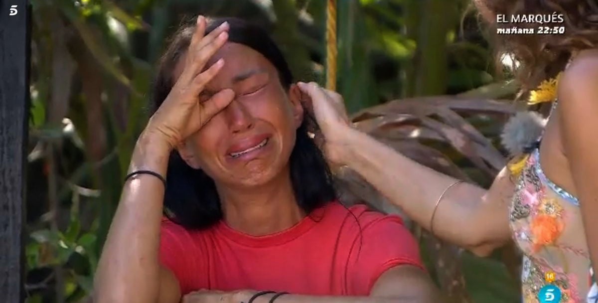 Aurah ha llorado sin consuelo en directo - Telecinco