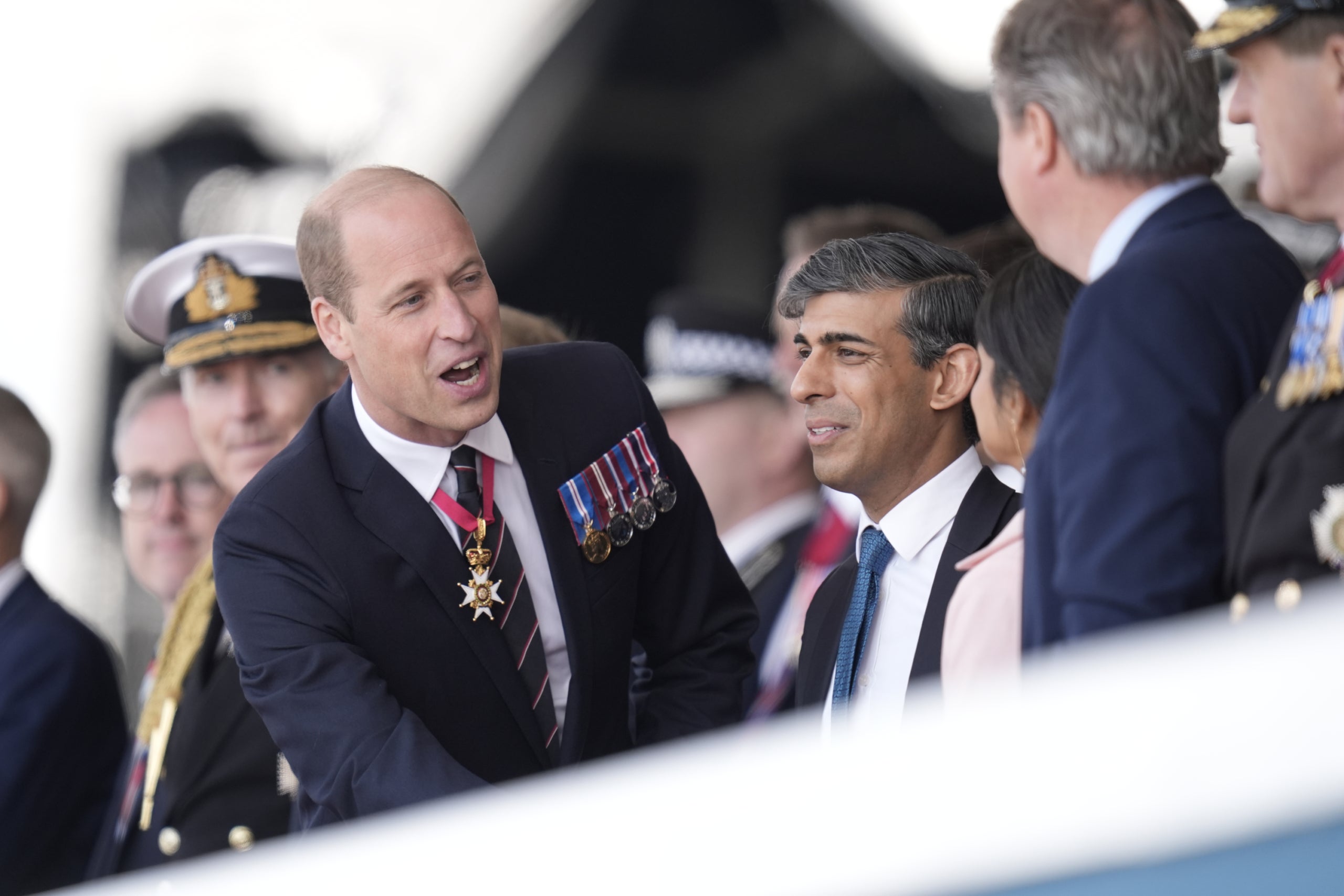 Guillermo de Inglaterra se ha dejado ver més sonriendo en públic - Europa Press