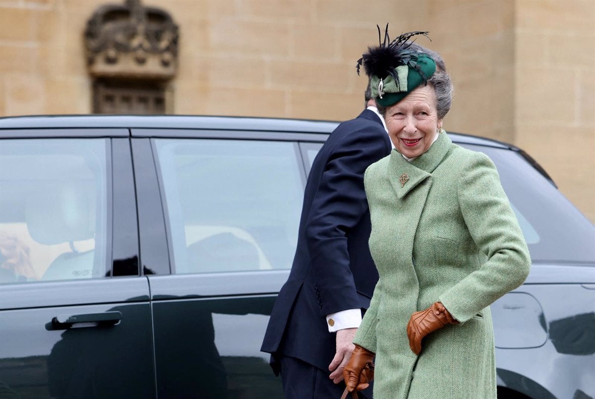La princesa Ana de Inglaterra sufre un accidente y asusta la familia - Europa Press