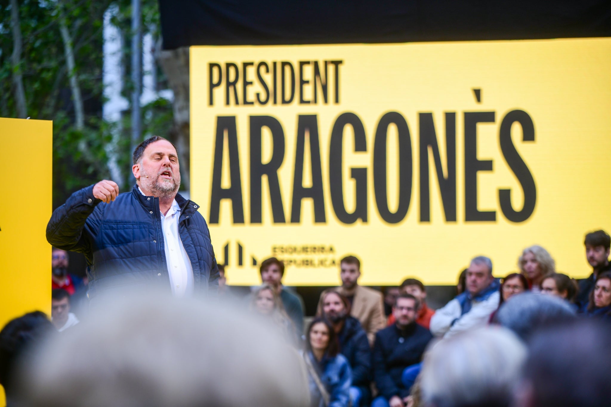Oriol Junqueras, en un moment de la campanya electoral fent campanya per Aragonès /Marc Puig