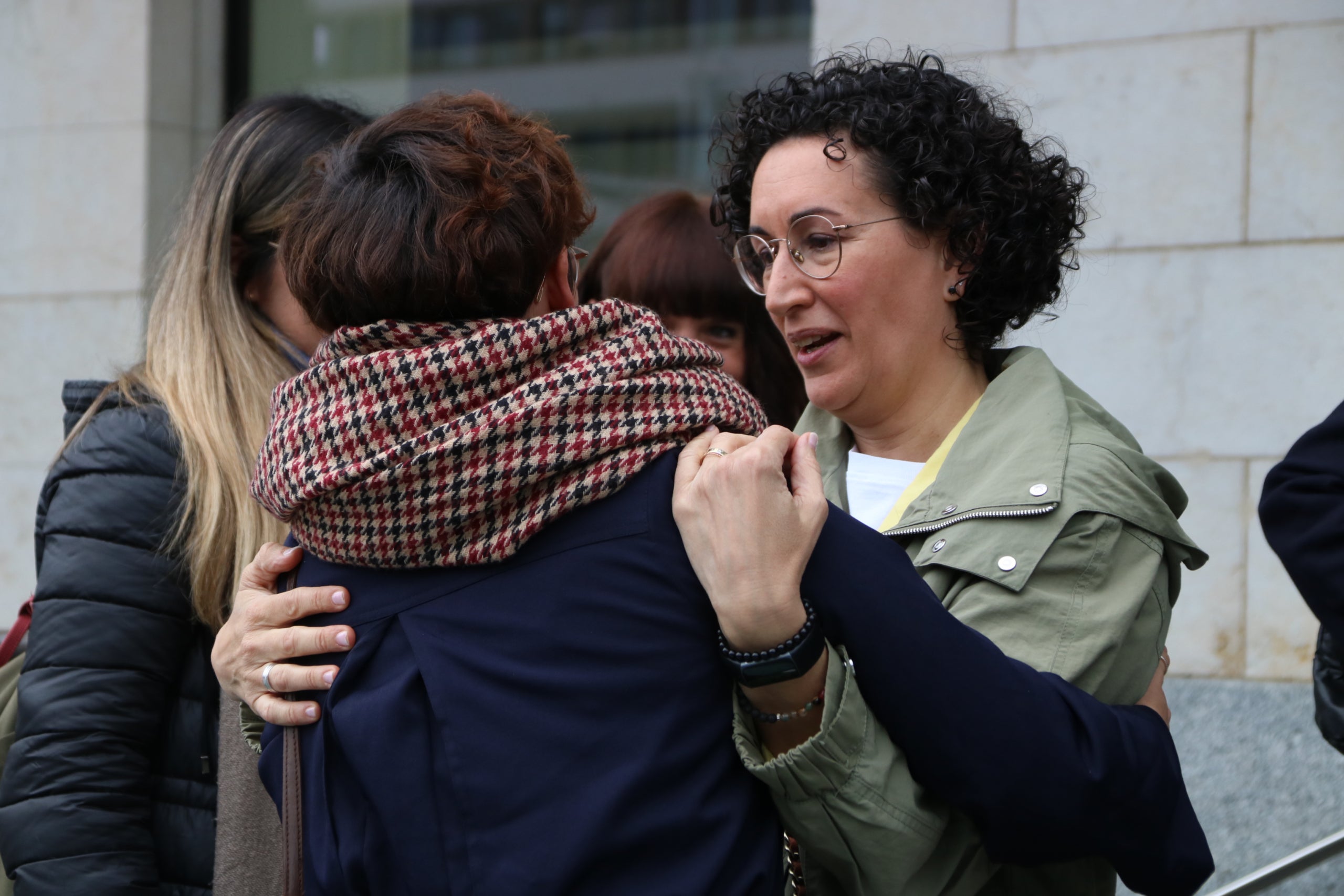 La secretària general d'ERC, Marta Rovira, amb la diputada en les dues últimes legislatures Jenn Díaz, a Ginebra (Suïssa) / Bernat Vilaró / ACN