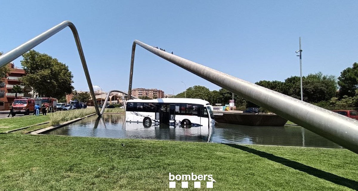 L'autobús accidentat a Reus / ACN