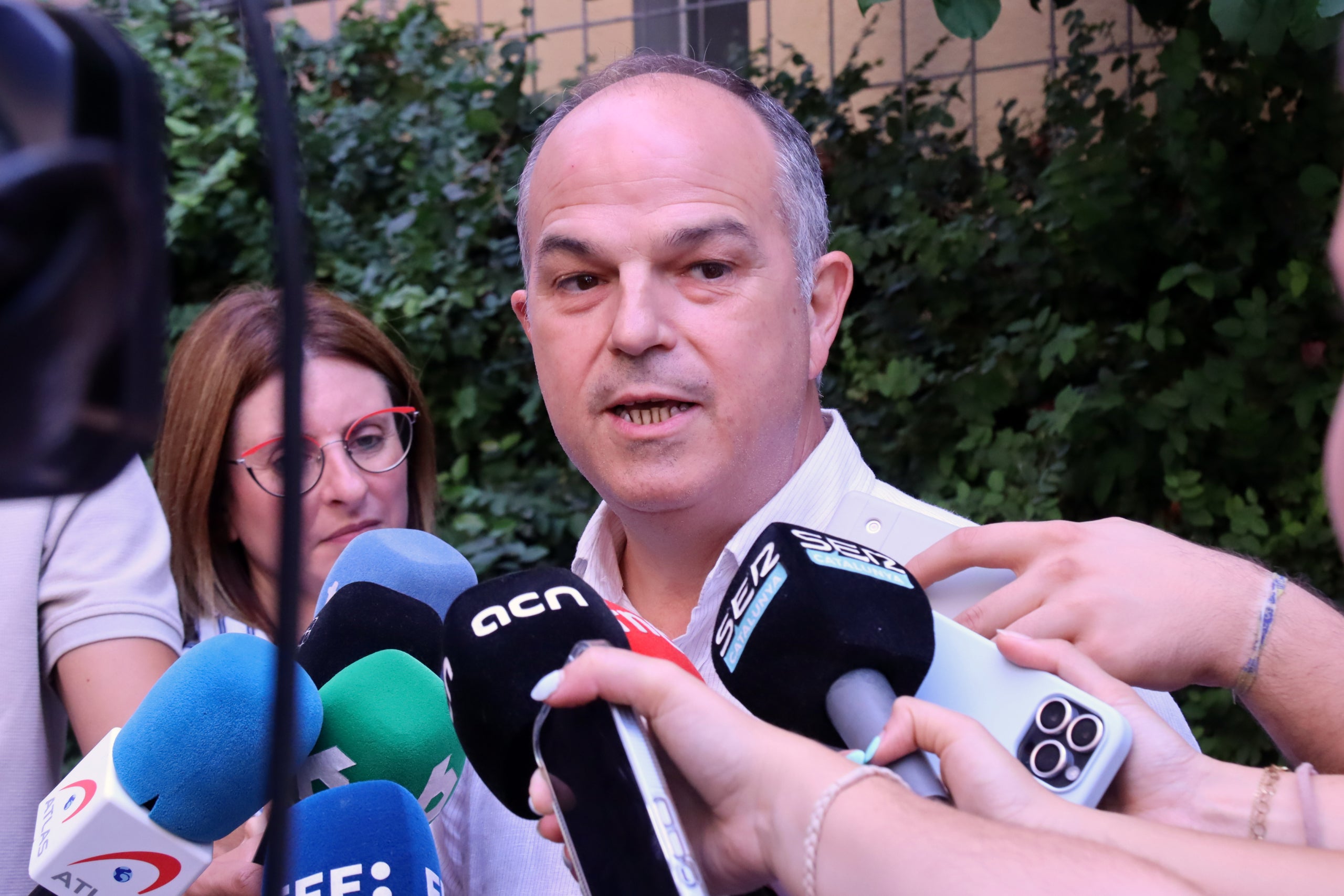 El secretari general de Junts, Jordi Turull, en una atenció als mitjans aquest dimarts / ACN