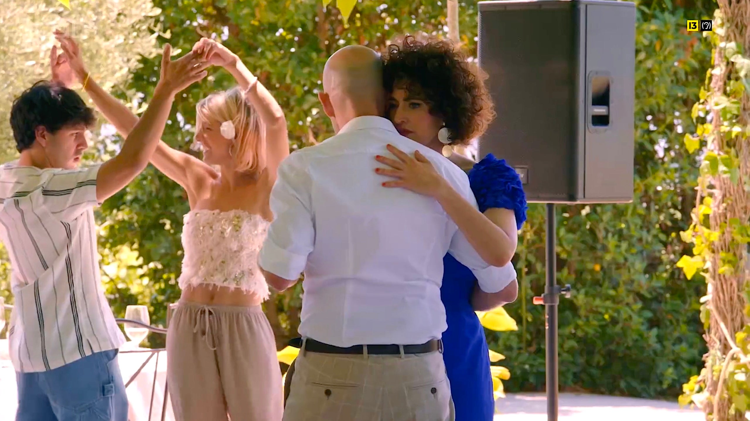 El Miquel (Eduard Farelo) i la Noe (Elena Gadel) en un moment de l'últim capítol de la setena temporada de 'Com si fos ahir', a TV3