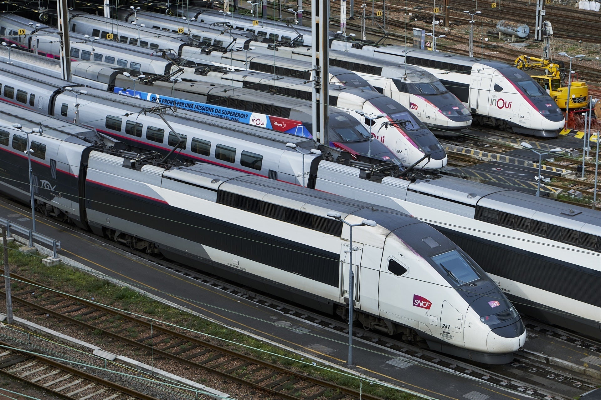 Trens d'alta velocitat en un dipòsit a prop de la capital francesa / Europa Press