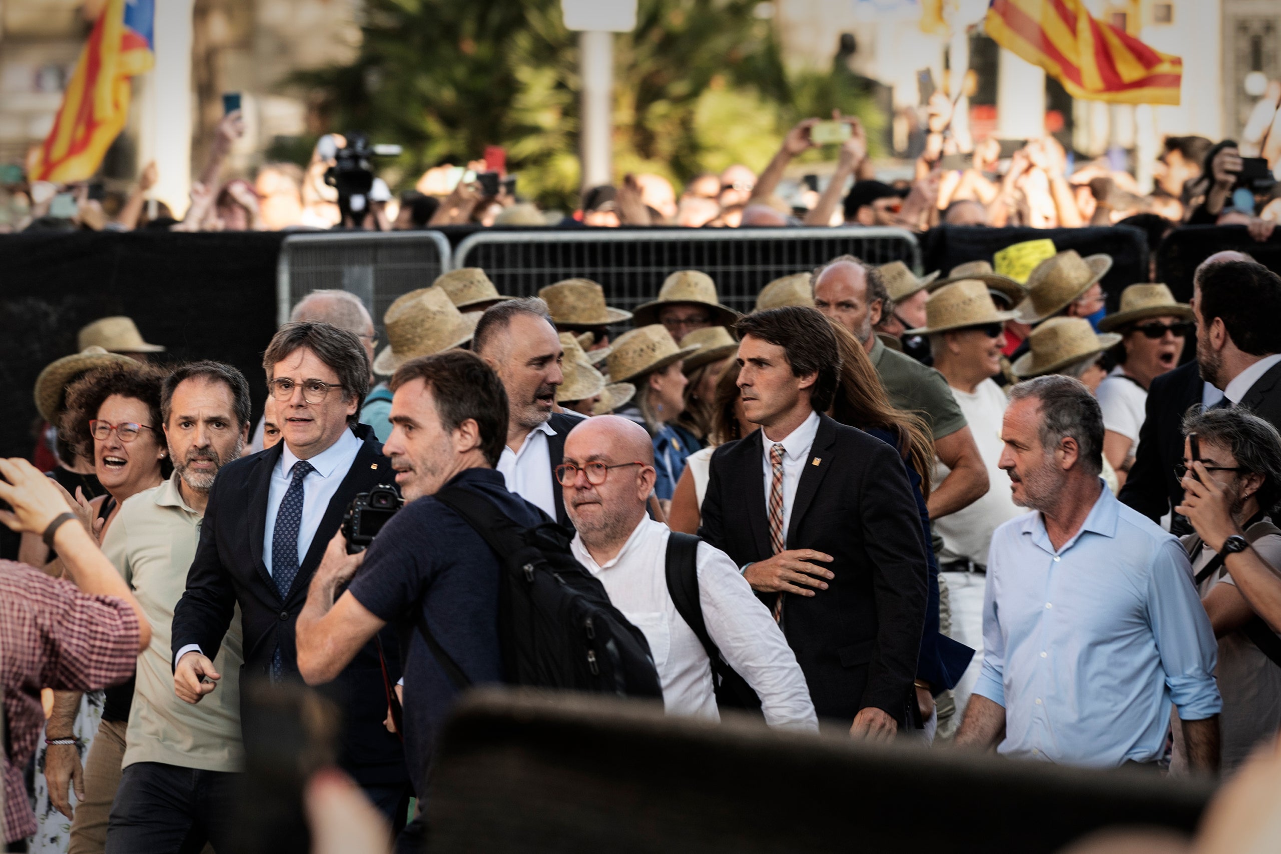 Puigdemont arribant a Arc de triomf / Mireia Comas