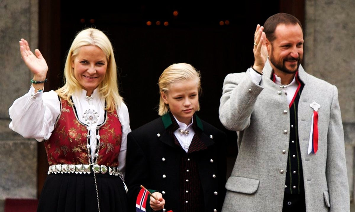 La foto més polèmica del fill de Mette-Marit de Noruega - Europa Press