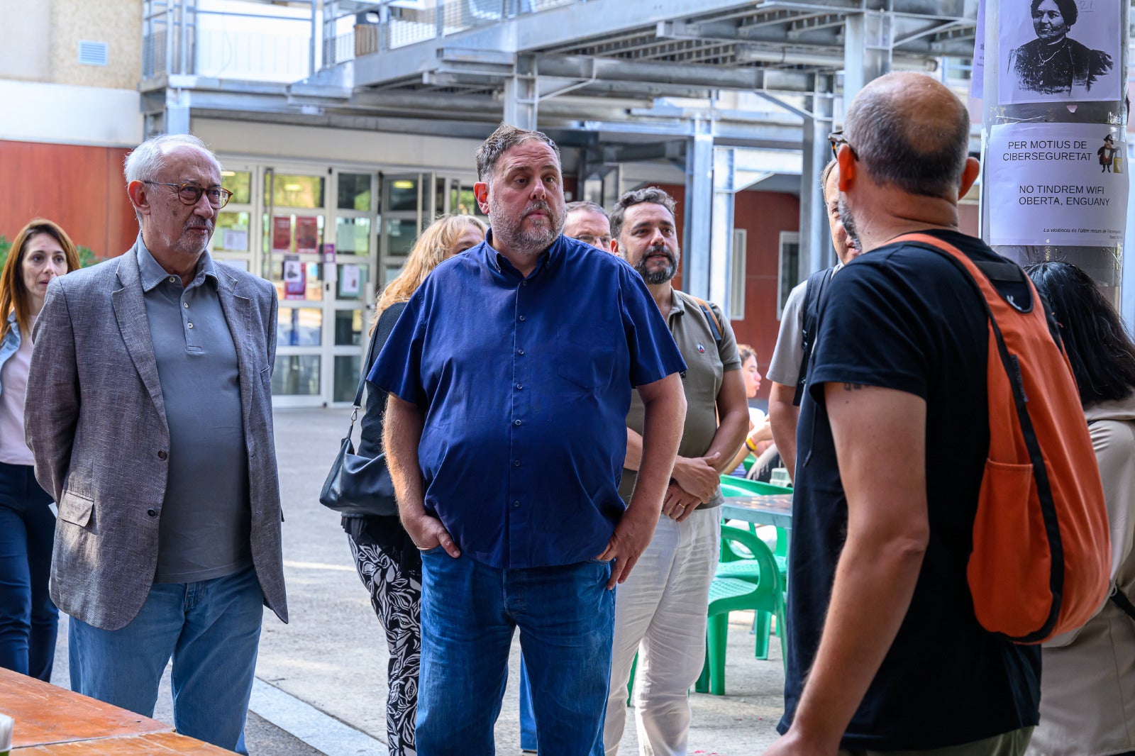 Oriol Junqueras, acompanyat del rector de l'UCE, Jordi Cassassas, en la seva arribada al Liceu Charles Renoveir a Prada, el Conflent/Josep Maria Montaner-UCE