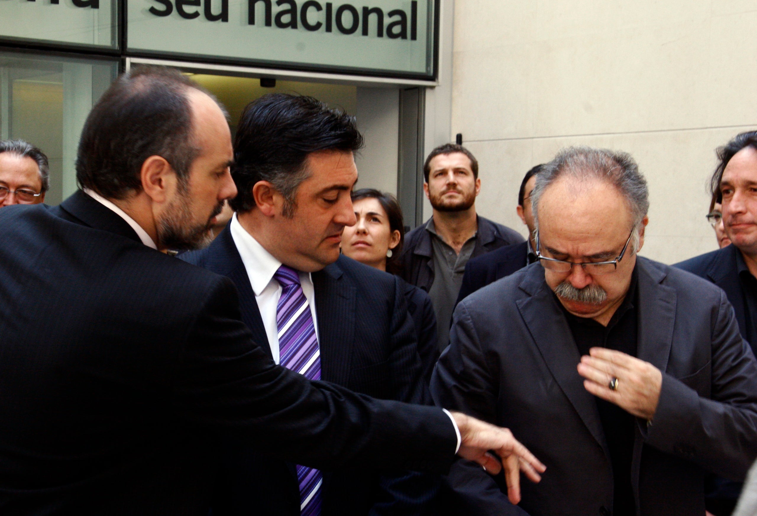 Joan Ridao i Joan Puigcercós se traspasan las ejecutivas de ERC en la sede de la formación después del Congreso/ACN