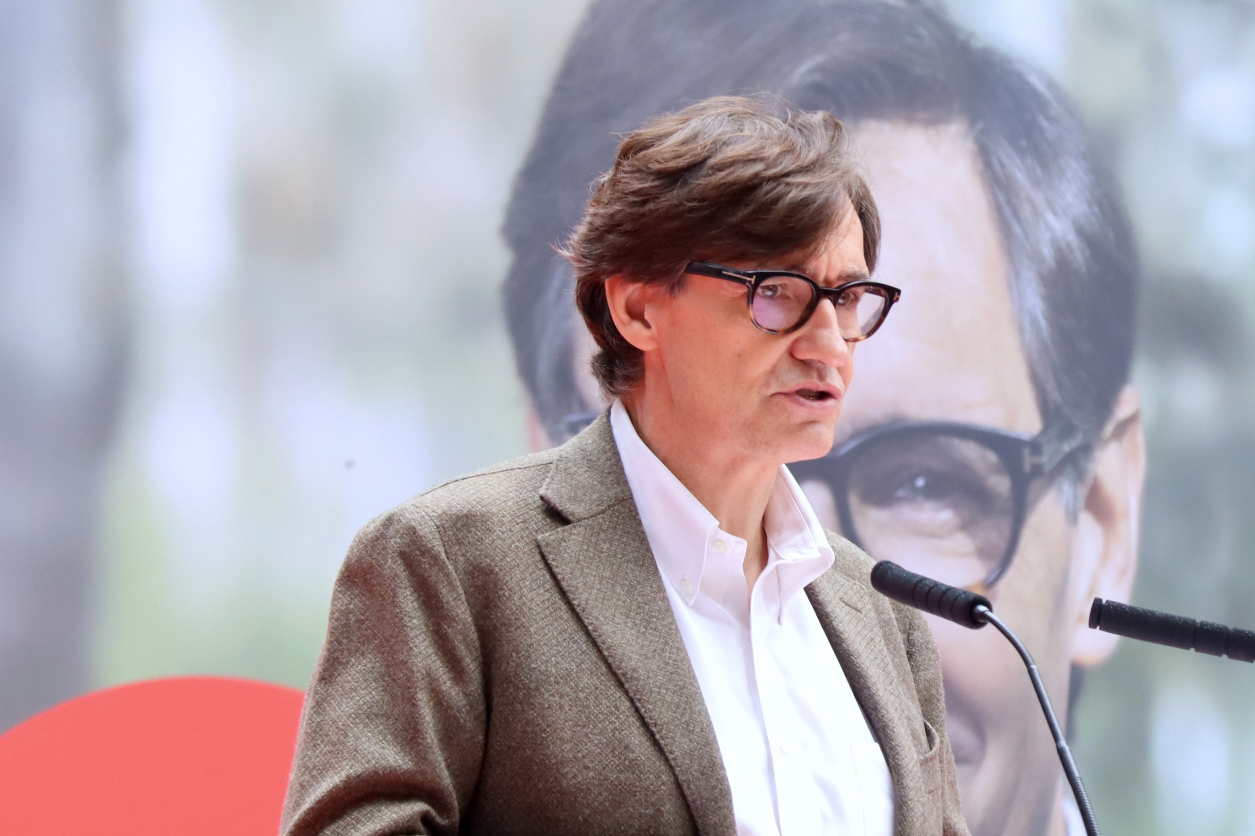 El president de la Generalitat, Salvador Illa, a la Festa de la Rosa del PSC a Gavà aquest diumenge / Nico Tomás / ACN
