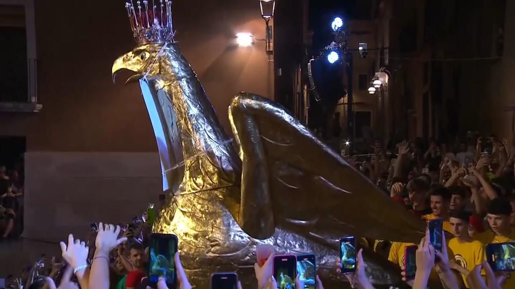 La baixada de Santa Tecla, protagonista de la primera emissió del programa - TV3