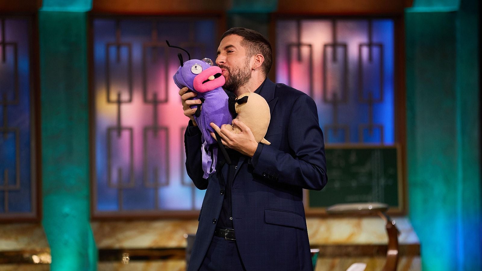 David Broncano es mofa directament del programa de Pablo Motos - TVE