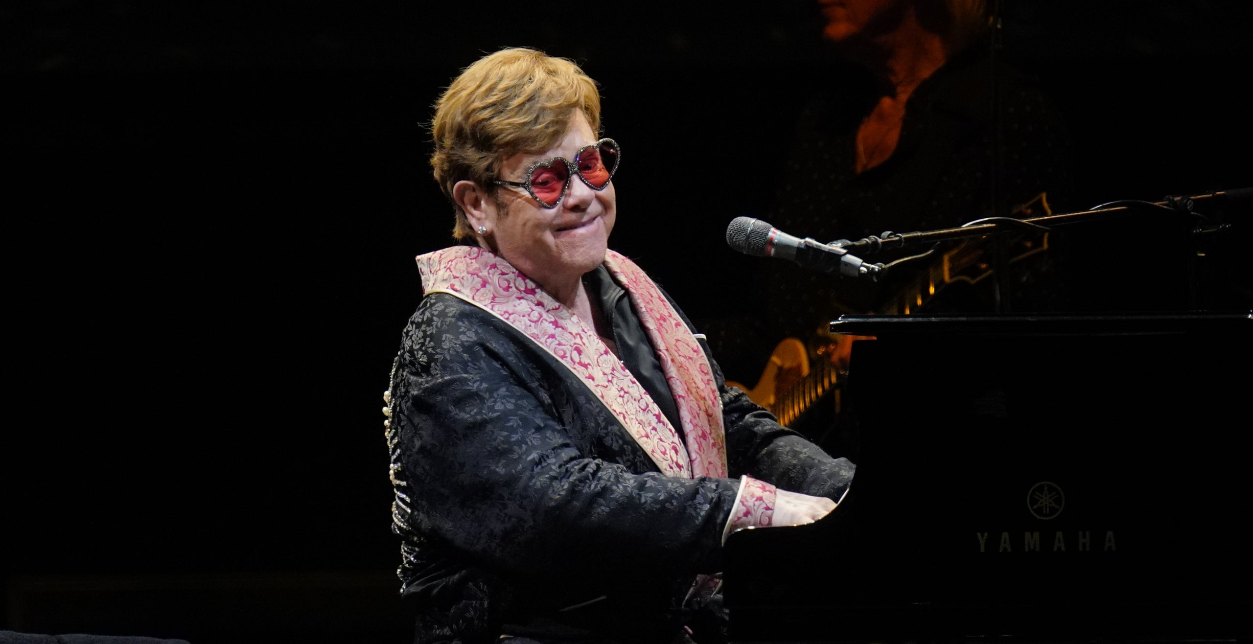Elton John anuncia que ha perdut la visió d'un ull - Europa Press