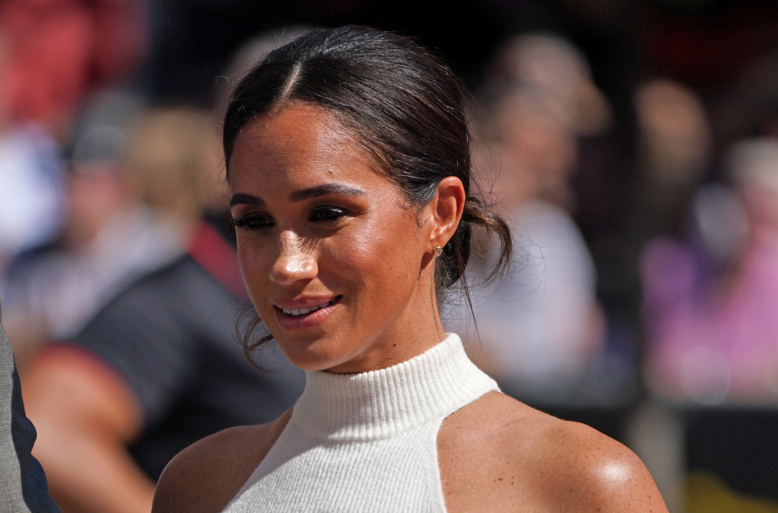 Meghan Markle recibe la fúria de sus trabajadores - Europa Press