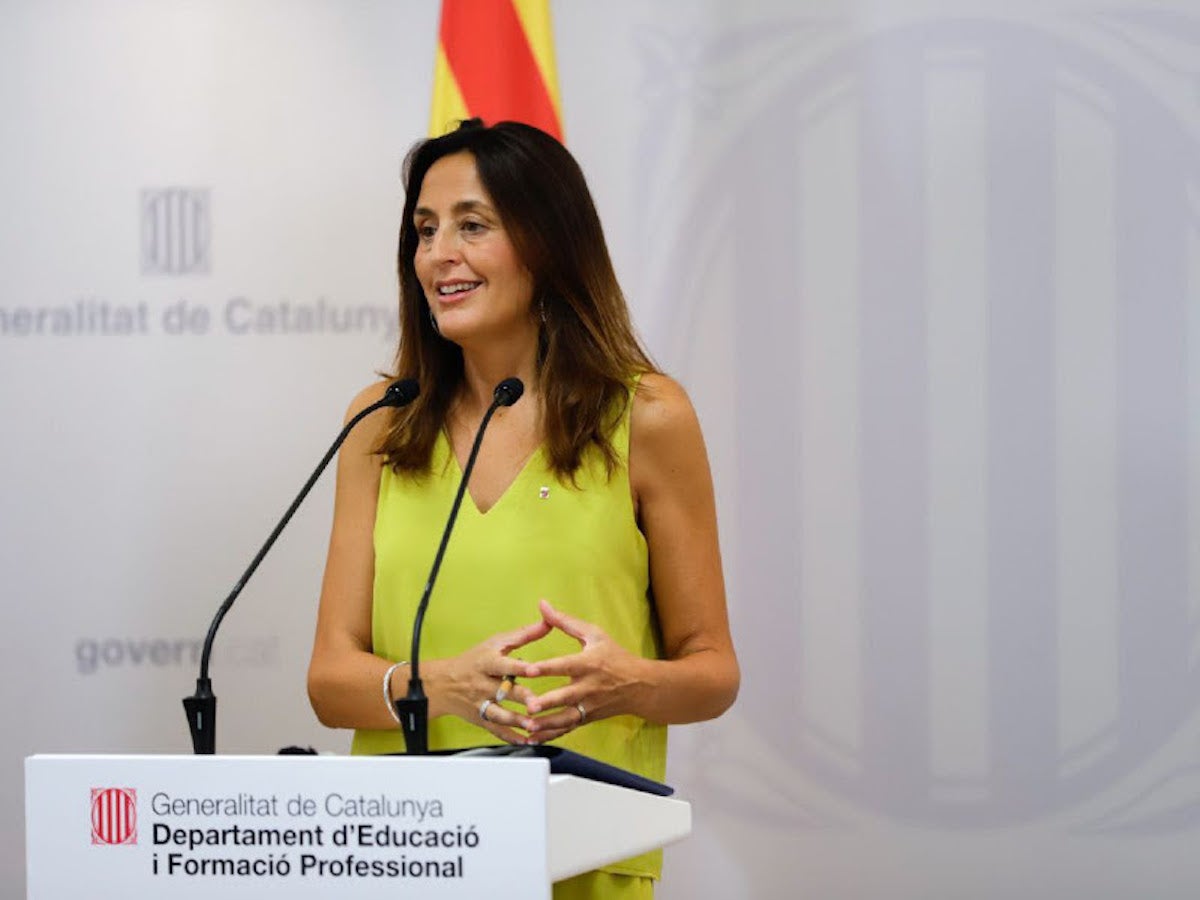 La consellera d'Educació, Esther Niubó, en roda de premsa / Departament d'Educació i Formació Professional 