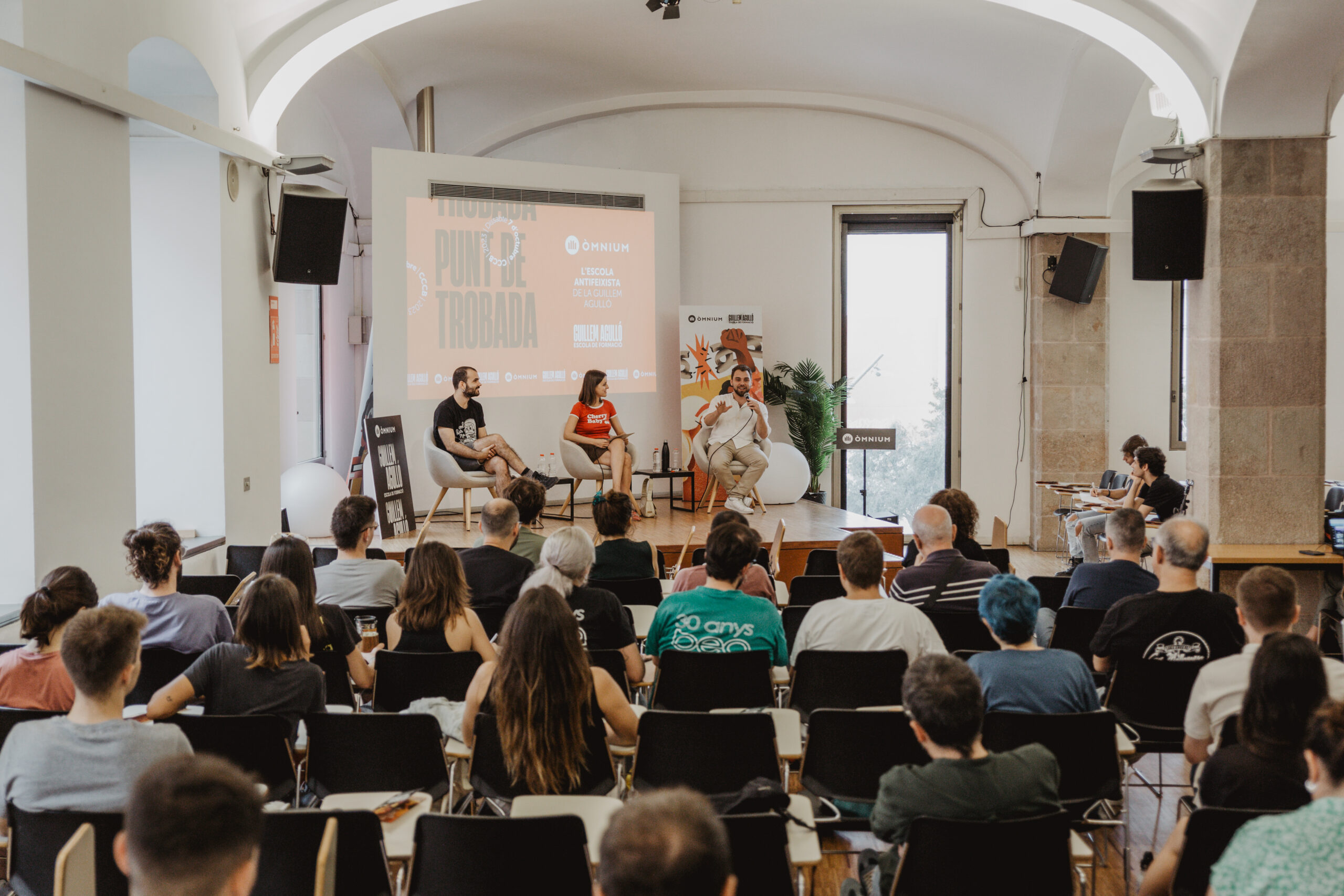 Catalanitat, xarxes i música a l’Escola de Formació Guillem Agulló