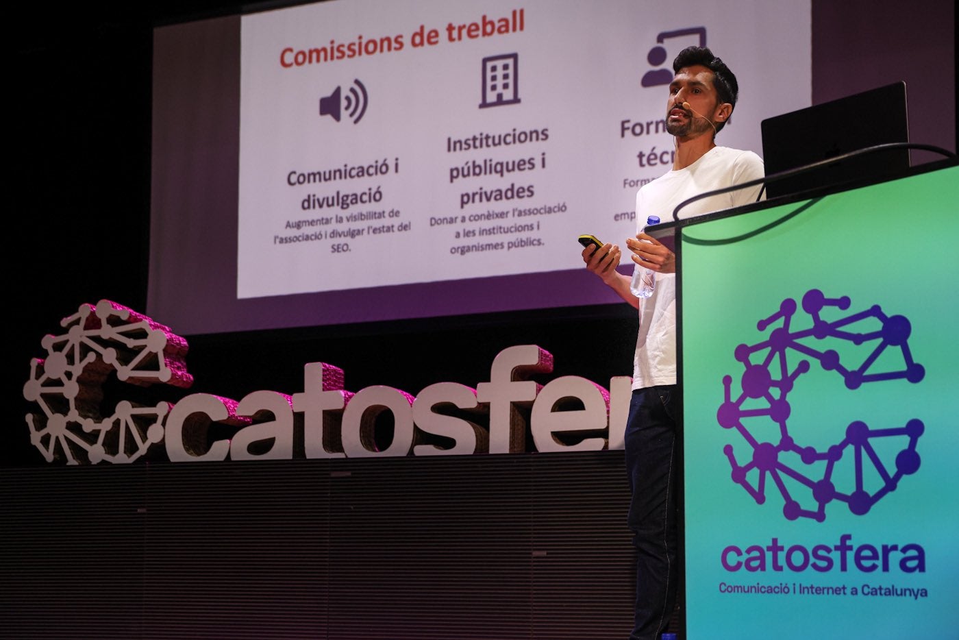 David Carrasco presenta l’associació SEO en català a la Catosfera / Catosfera