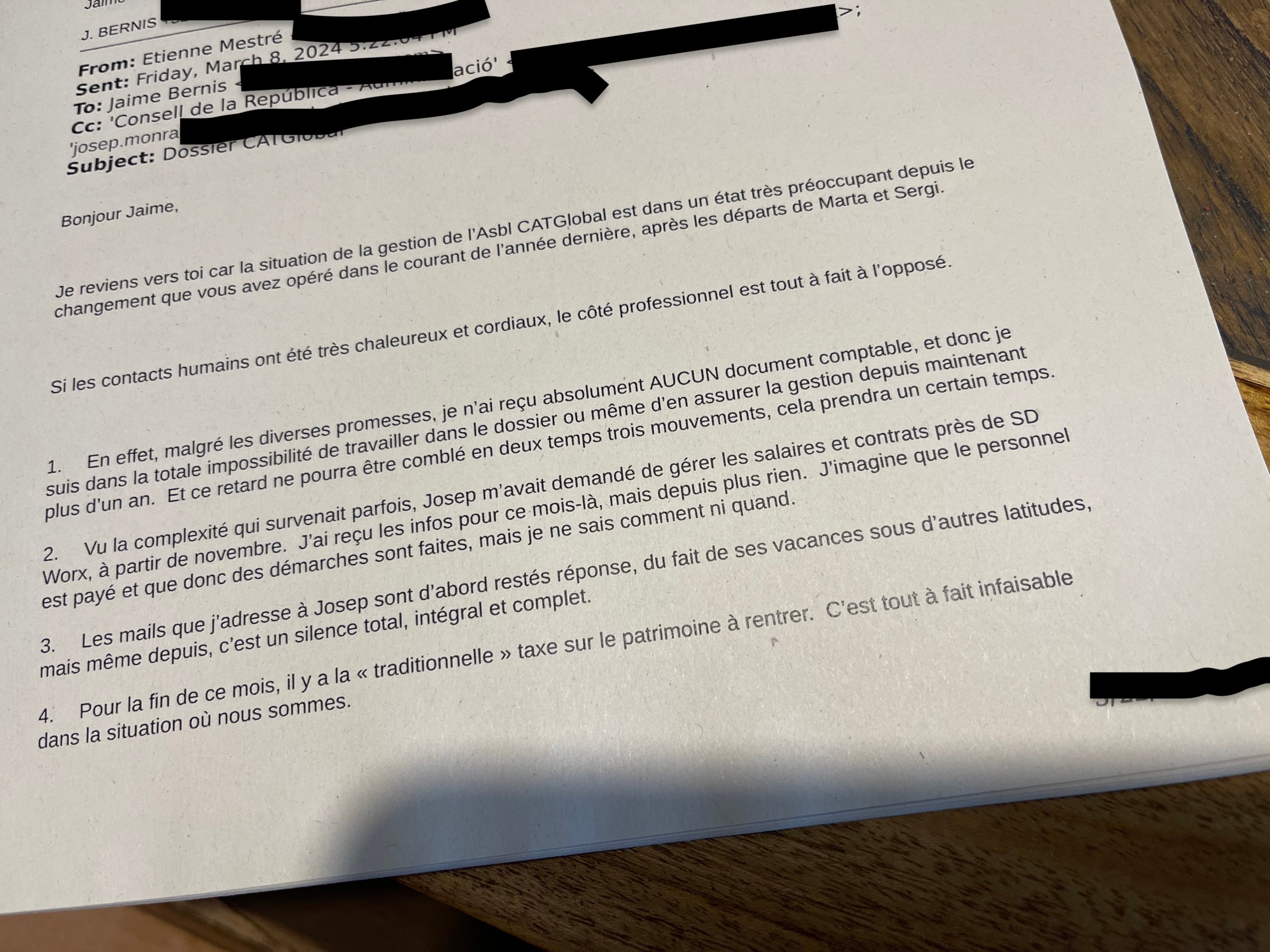 Un dels mails remesos pel gestor belga del Consell on retreu el desgavell/Quico Sallés