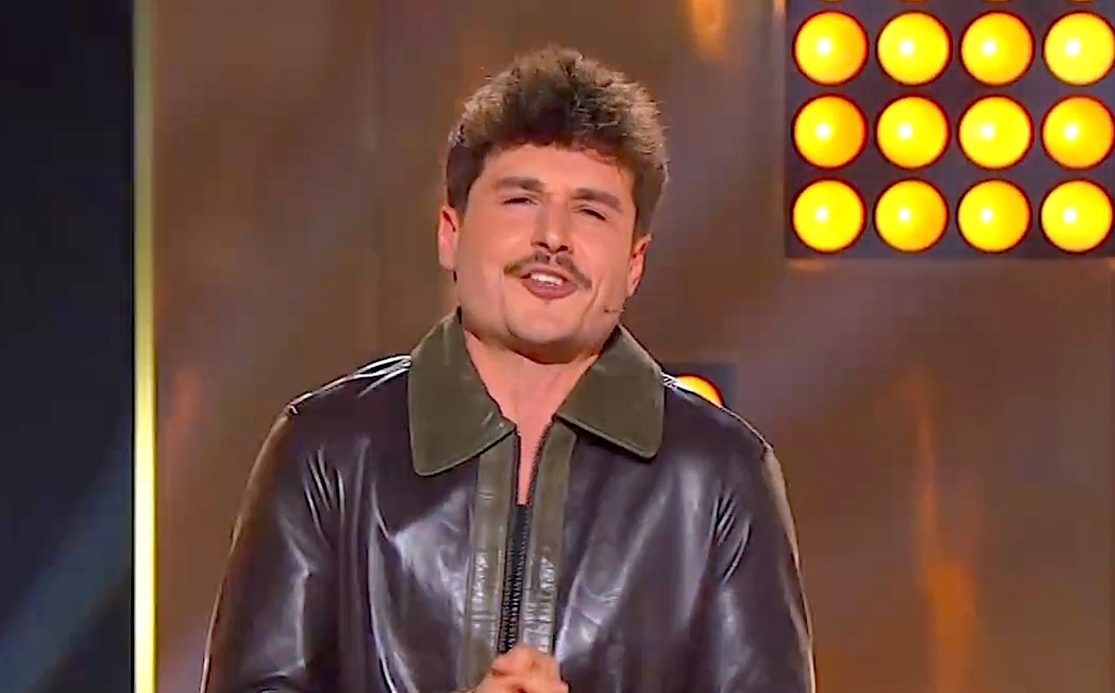 El presentador del programa Zenit, de TV3, en l'emissió d'aquest divendres, 18 d'octubre