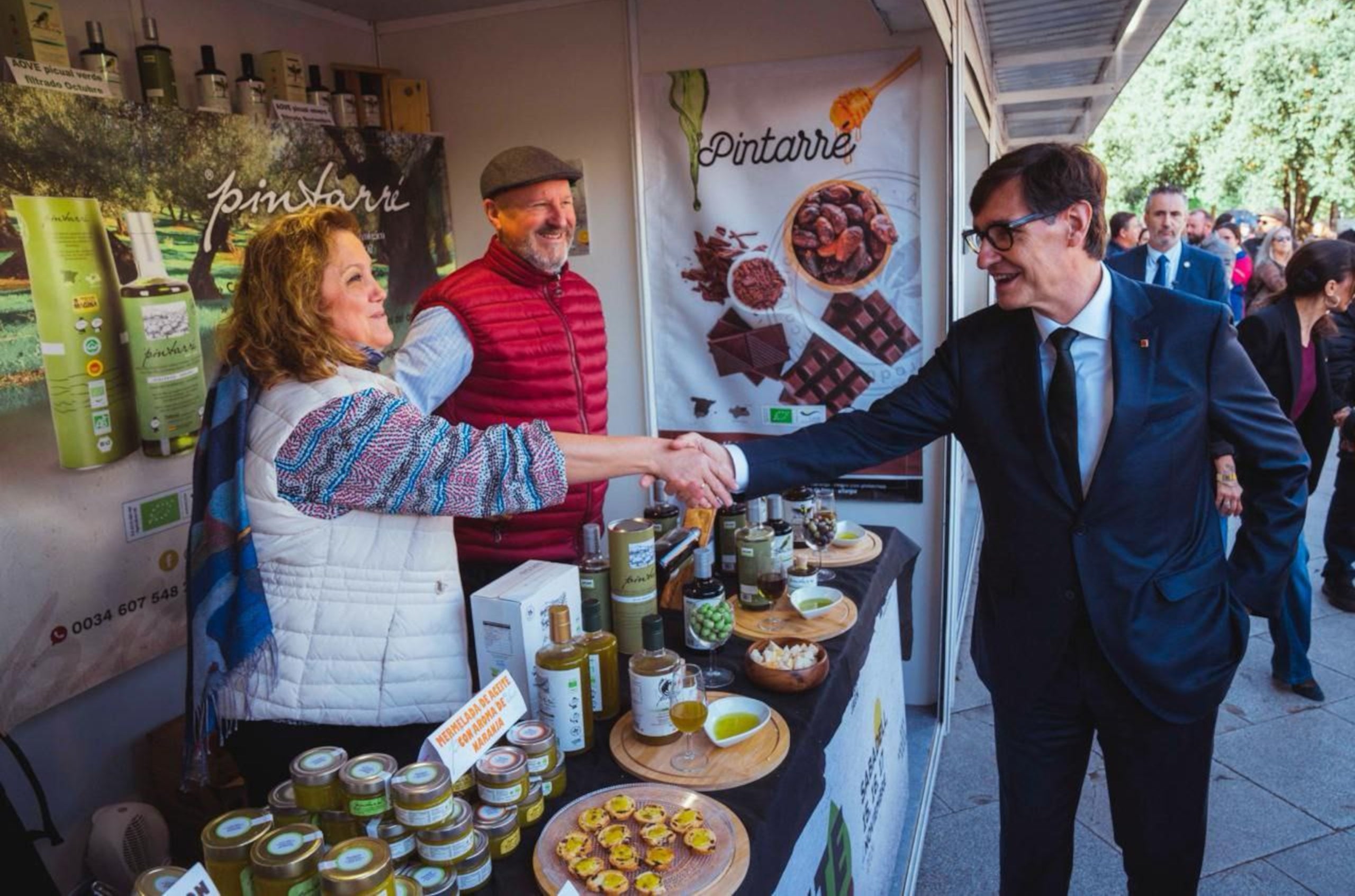 Salvador Illa, durant la seva fista a la festa de l'oli de Jaén a Sabadell / Generalitat-Arnau Carbonell