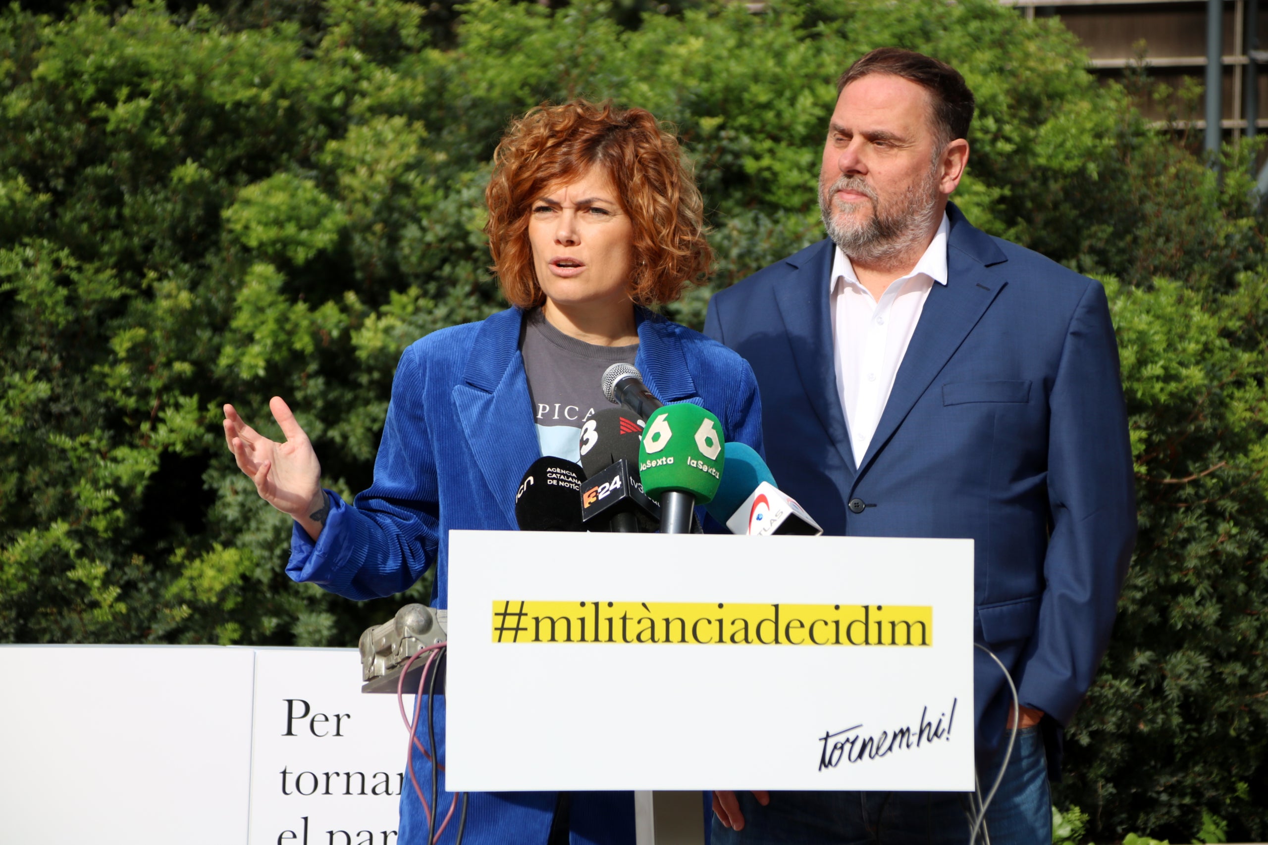 Elisenda Alamany y Oriol Junqueras, líderes de Militancia Decidim (ERC), en rueda de prensa |  Bernat Vilaró (ACN)