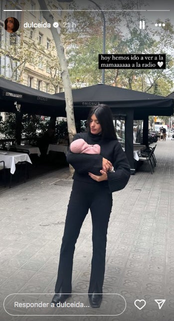 Dulceida acompaña a su esposa a Catalunya Ràdio con la niña - Instagram