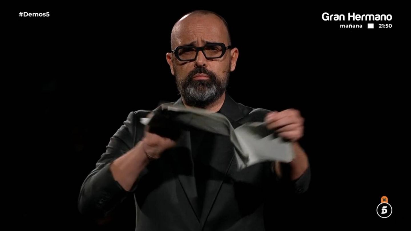 Per què s'ha enfadat el presentador amb un dels directius del programa? - Telecinco