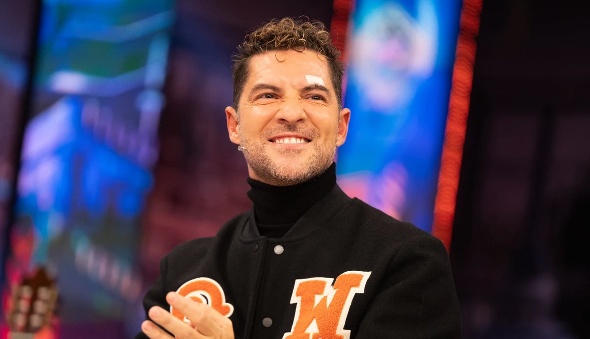 Què li ha passat a David Bisbal en la cella? - Antena 3
