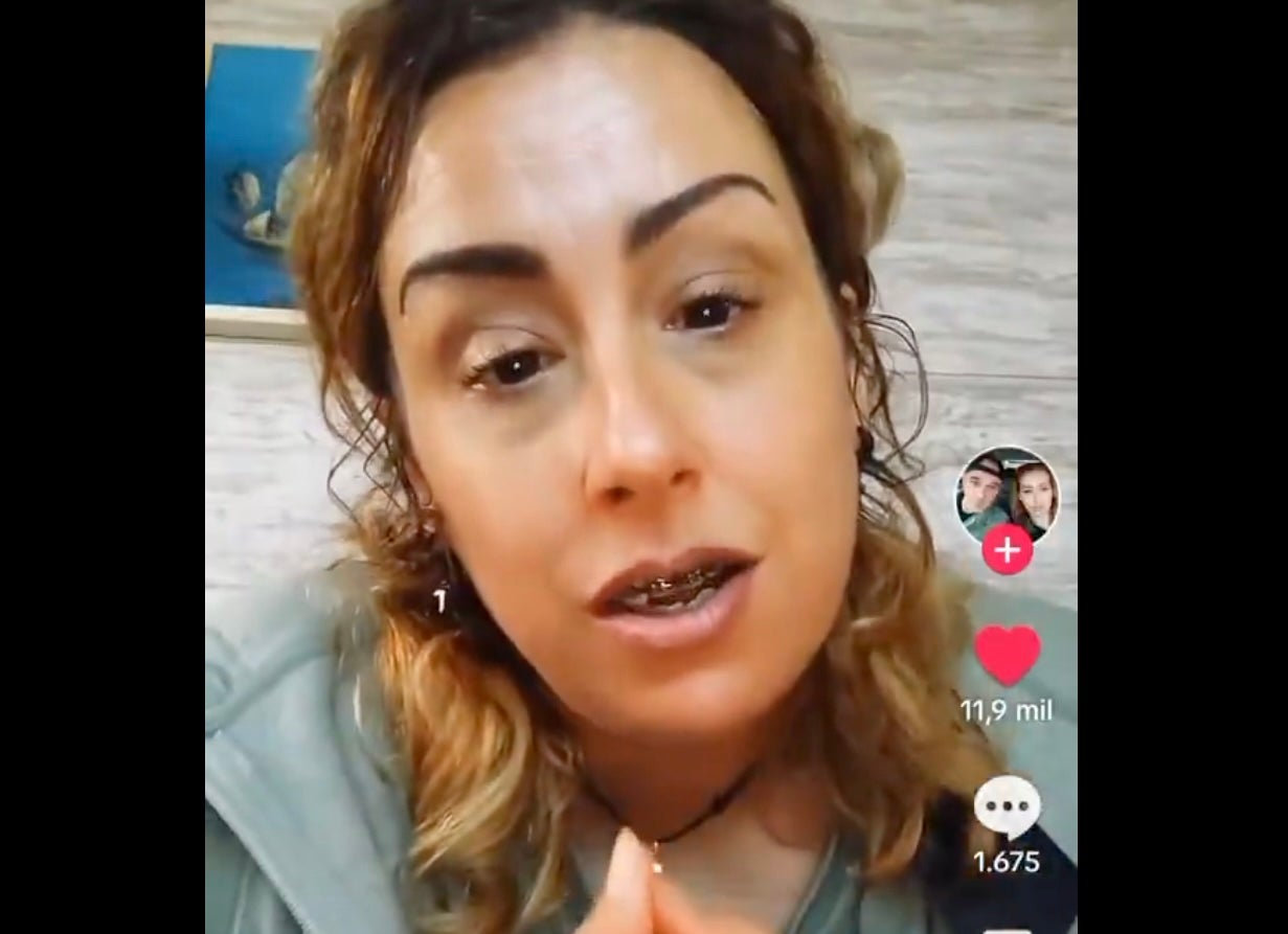 Una valenciana emocionada agraeix als catalans l'ajuda contra els efectes de la DANA