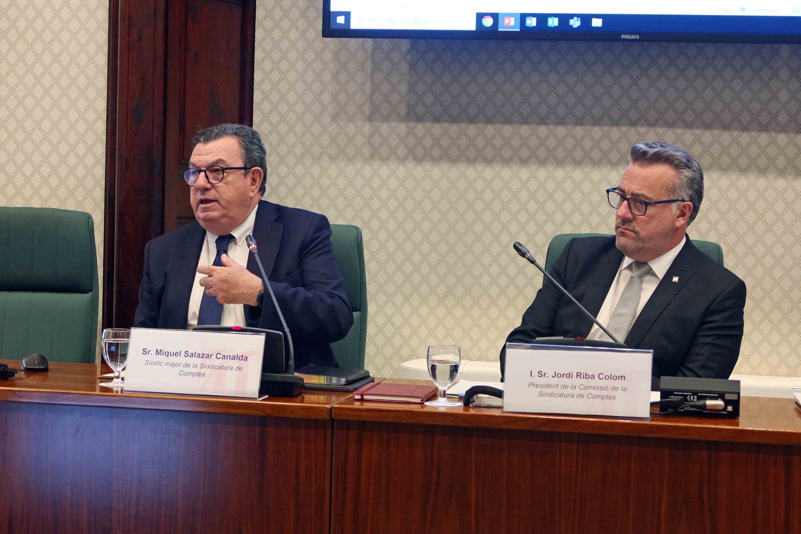 Els síndics de Comptes Miquel Salazar i Jordi Riba, en una compareixença al Parlament/PCAT