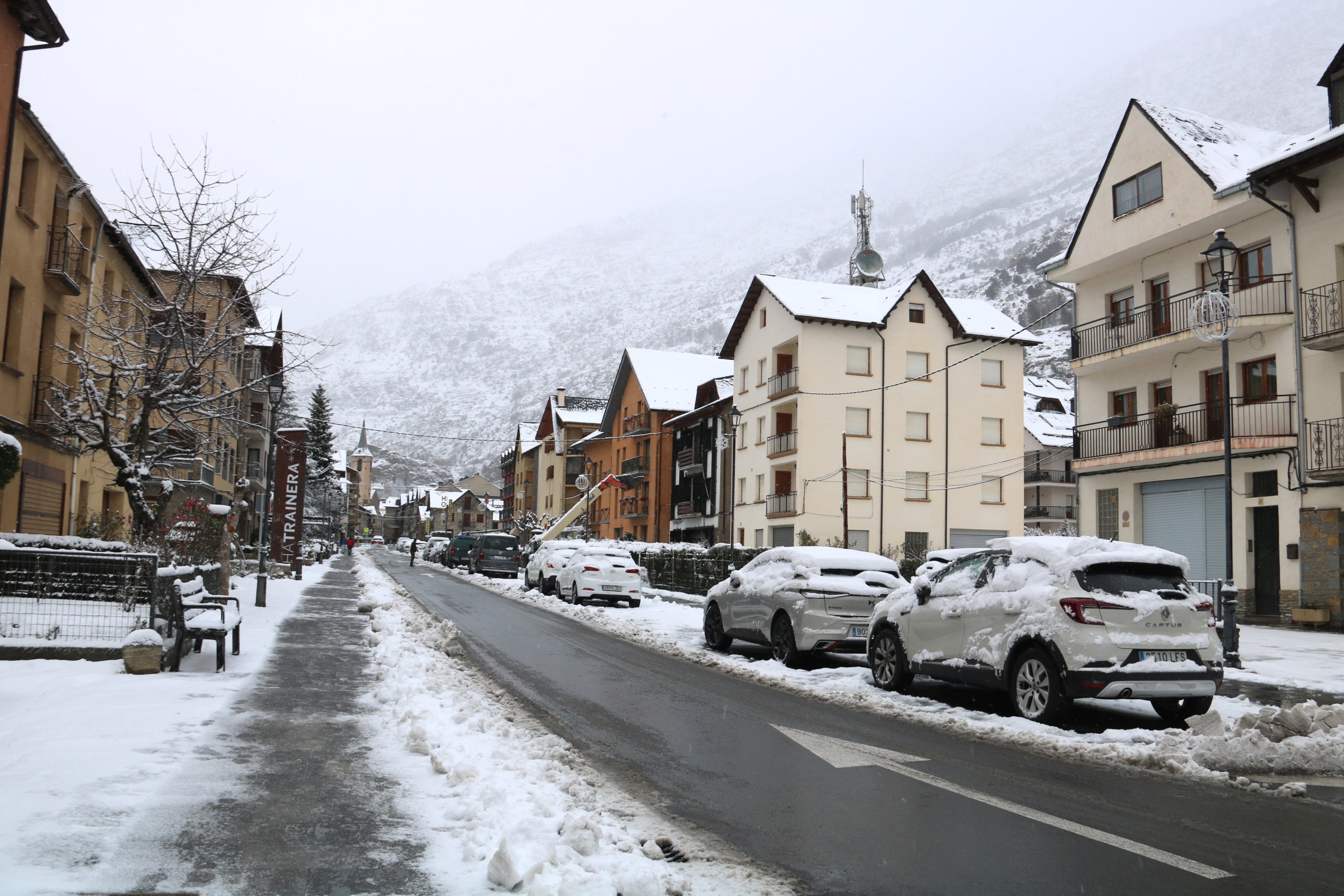 Imatge d'Esterri d'Àneu nevat aquest diumenge | Alba Mor (ACN)