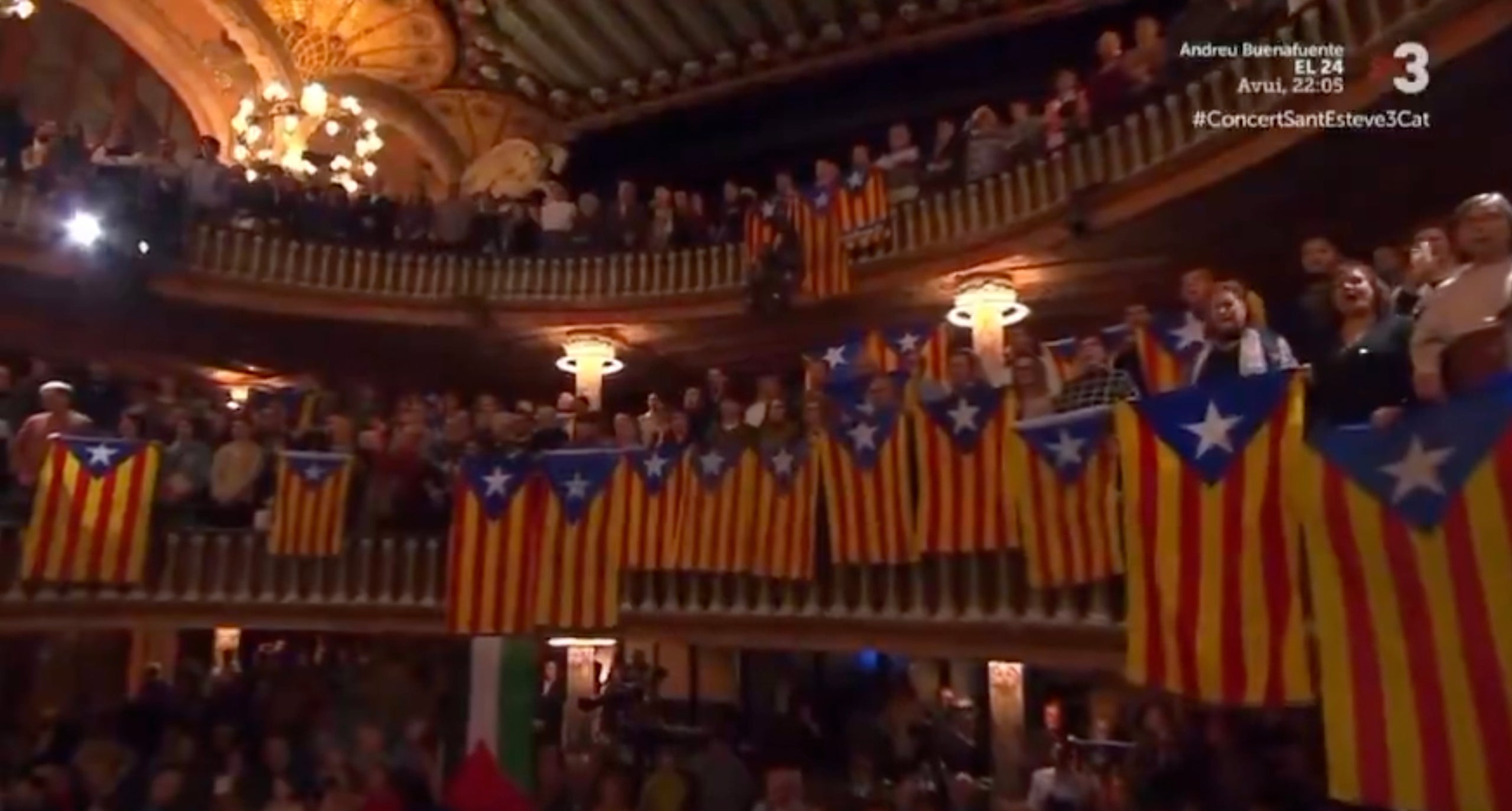 Estelades durant el concert de Sant Esteve al Palau de la Música / TV3